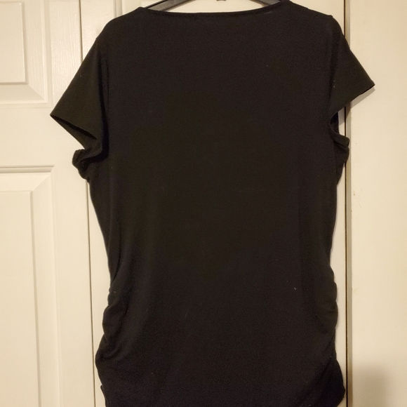 Ladies top - Picture 2 of 7